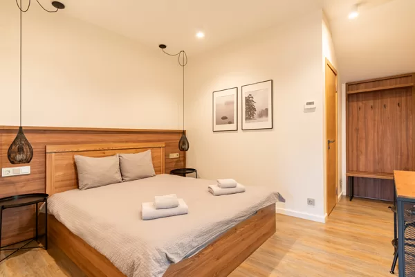 1.NUMURIŅŠ (LĪDZ 2 PERSONĀM) 70.00 EURO/ NAKTS
